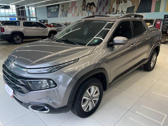 FIAT TORO 1.8 16V EVO FLEX FREEDOM AT6 FIAT TORO 1.8 16V EVO FLEX FREEDOM AT6